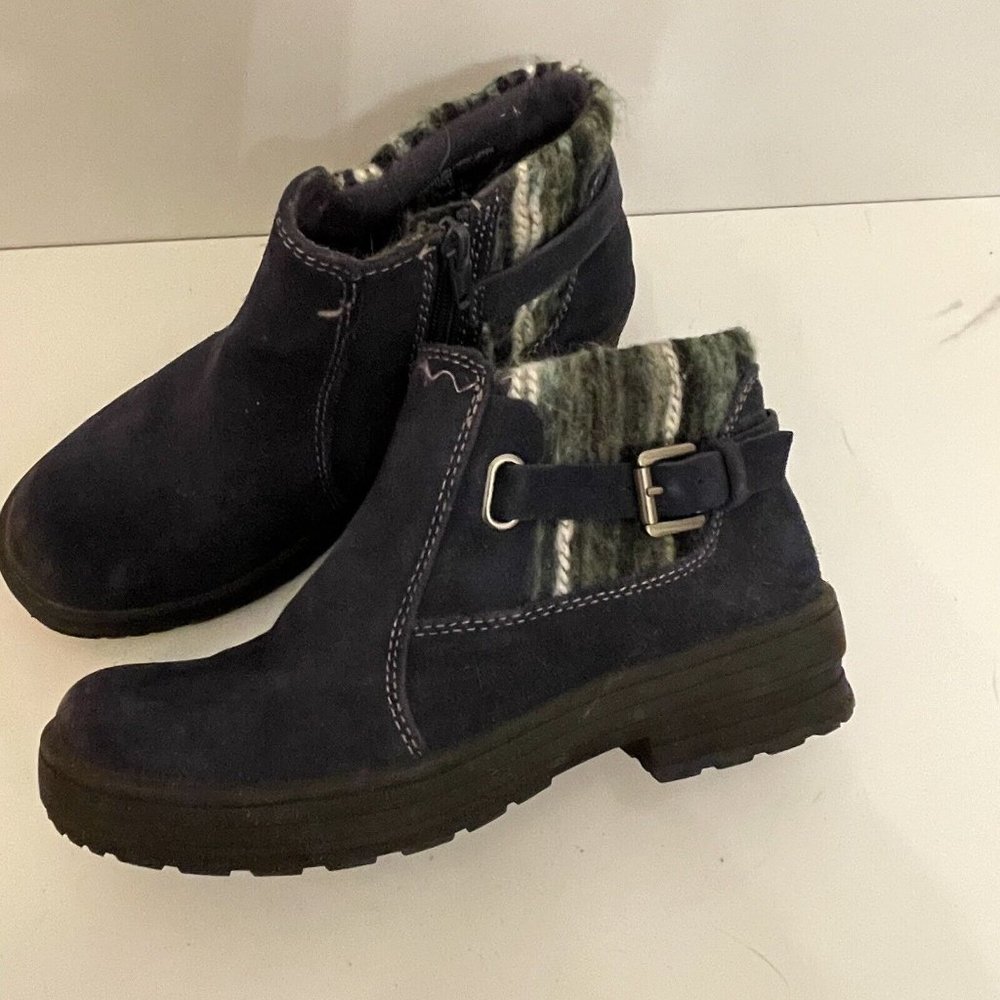 Earth Origins Tate Blue Suede Water Repellent Ankle Booties Size 6